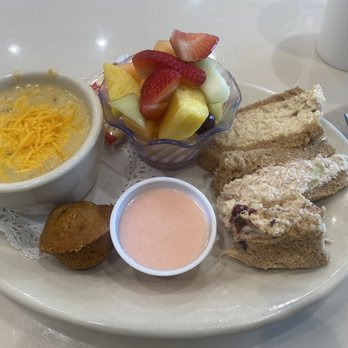 Savannah Cafe & Bakery - The Savannah dish - Sandwiches Near Me - Webster, Texas Savannah Cafe & Bakery - The Savannah dish - Sandwiches Near Me - Webster, Texas