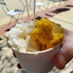 Small gelato: coconut & mango Small gelato: coconut & mango