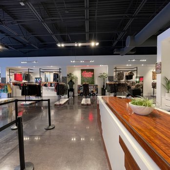 Hawaii's Finest Clothing - Women's Clothing Near Me - Kapolei, Hawaii Hawaii's Finest Clothing - Women's Clothing Near Me - Kapolei, Hawaii