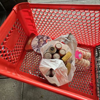 Grocery Outlet - Grocery Near Me - Dublin, California