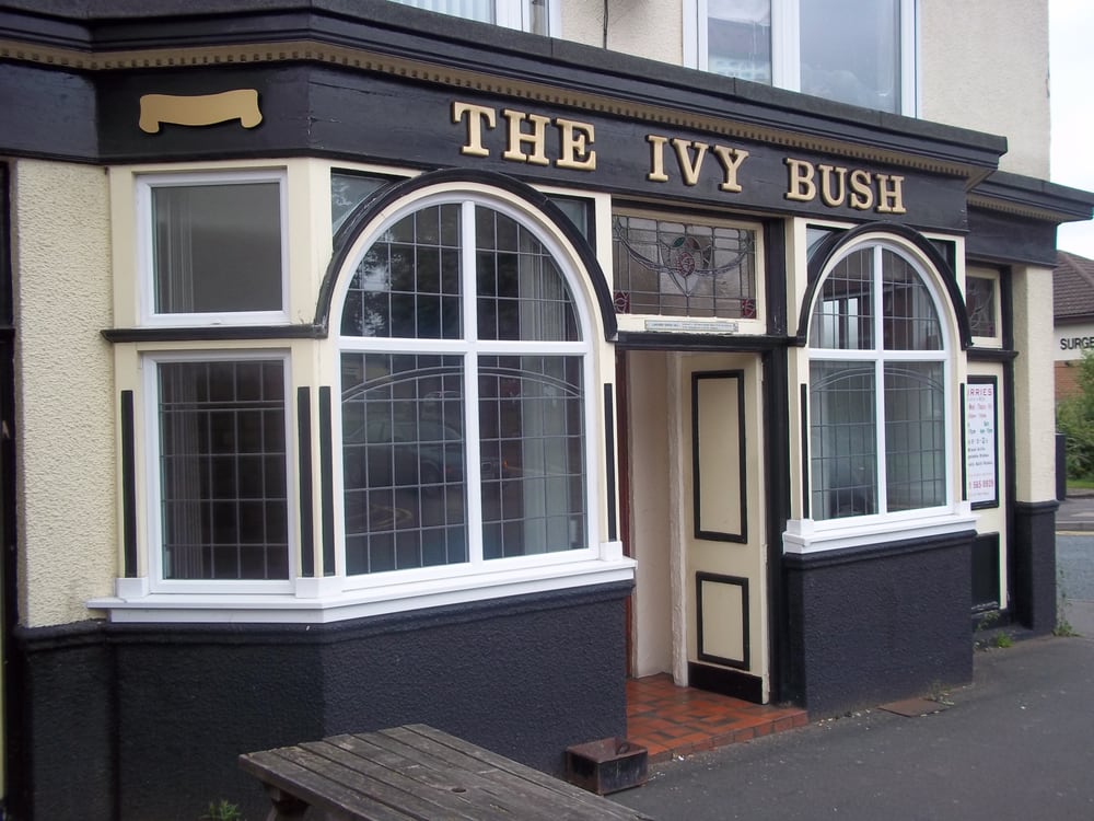 IVY BUSH Updated August 2024 218 St Pauls Road, Smethwick, West