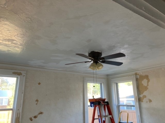 Slide of D&A Gutter Cleaning and Roof Blowing Services