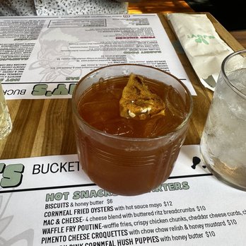 Bunny's Buckets & Bubbles - Brittle Me This - Chicken Shop Near Me - Baltimore, Maryland