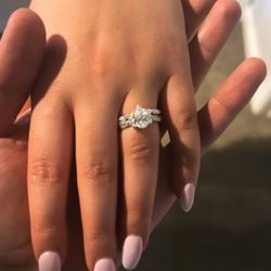 user provided Jared the Galleria of Jewelry photo