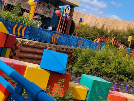 Slinky Dog Dash by null