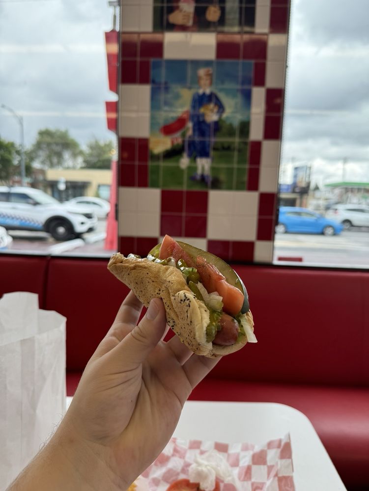 WOLFY’S Updated October 2024 261 Photos & 365 Reviews 2734 W