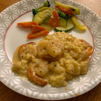 Poor House Bistro - Cheesy Shrimp and Grits with sautéed veggies - plated - Cajun/Creole Near Me - San Jose, California Poor House Bistro - Cheesy Shrimp and Grits with sautéed veggies - plated - Cajun/Creole Near Me - San Jose, California