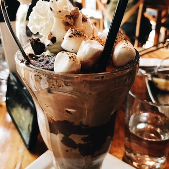 Murphy's Mountain Grill - Colorado Rocky milkshake - American Near Me - Evergreen, Colorado Murphy's Mountain Grill - Colorado Rocky milkshake - American Near Me - Evergreen, Colorado