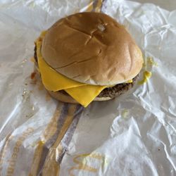 McDonald's - Double cheeseburger