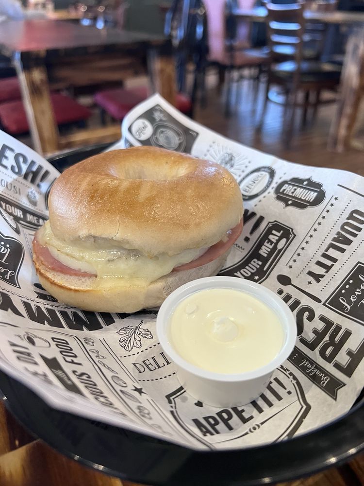 NUNYA’S CAFE - Updated January 2026 - 202 E Main St, Festus, Missouri ...