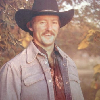 Chute 4 Rodeo Foods - J.R. Back in the Day Bullridin' and BBQ! - Food Trucks Near Me - Waco, Texas Chute 4 Rodeo Foods - J.R. Back in the Day Bullridin' and BBQ! - Food Trucks Near Me - Waco, Texas