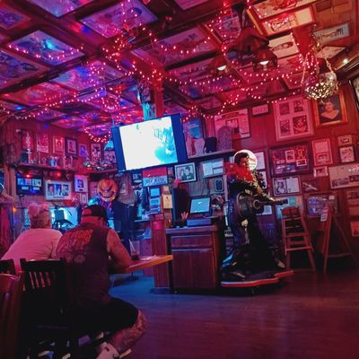 Azteca Restaurant & Lounge by null