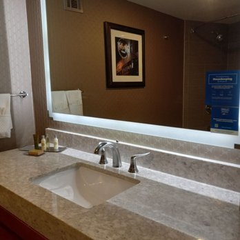 DoubleTree by Hilton Hotel Memphis - Hotels Near Me - Memphis, Tennessee DoubleTree by Hilton Hotel Memphis - Hotels Near Me - Memphis, Tennessee
