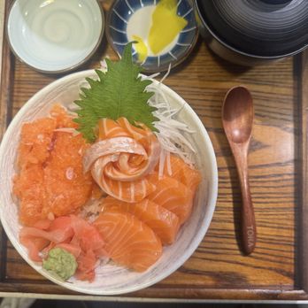 Tora Japanese Restaurant - sake aisuru don - Japanese Near Me - Boston, Massachusetts