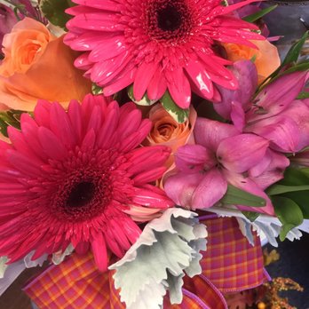 Town & Country - Florists Near Me - Monticello, Arkansas