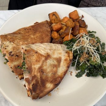 True Food Kitchen - Grilled Chicken & Mozzarella Panini - New American Near Me - Gaithersburg, Maryland True Food Kitchen - Grilled Chicken & Mozzarella Panini - New American Near Me - Gaithersburg, Maryland