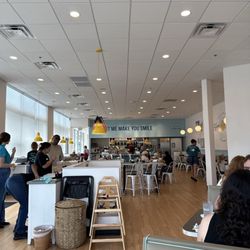 Eggs Up Grill - Main dining area.