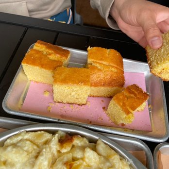 Easy ‘Que - Corn bread - Barbeque Near Me - Kailua, Hawaii Easy ‘Que - Corn bread - Barbeque Near Me - Kailua, Hawaii