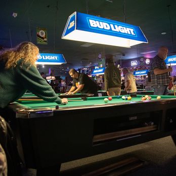 Side Pockets - Pool Halls Near Me - Wichita, Kansas Side Pockets - Pool Halls Near Me - Wichita, Kansas
