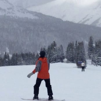 Sunshine Mountain Lodge - Cruising for the first time on a snowboard - Ski Resorts Near Me - Banff, Alberta