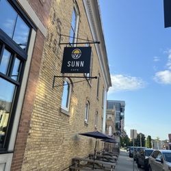 Sunn Cafe - Outside