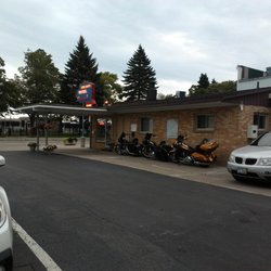 Long Ships Motel - Motel looking towards the locks