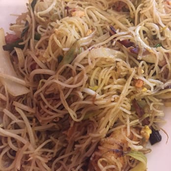 Thai Noodle - Singapore noodles = delicious! - Asian Fusion Near Me - West Palm Beach, Florida Thai Noodle - Singapore noodles = delicious! - Asian Fusion Near Me - West Palm Beach, Florida