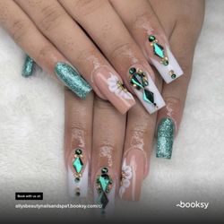 Ally’s Beauty Nails And Spa
