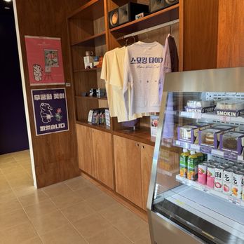 Smoking Tiger Coffee Lab - Cafes Near Me - Arcadia, California