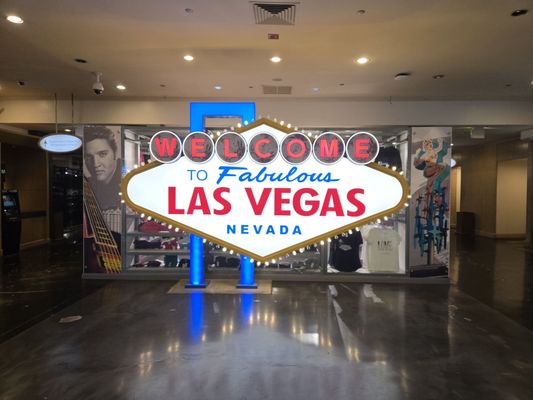 Arcade at the Horseshoe Center Strip by null