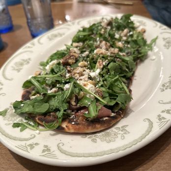 Gathre - Fig & Goat Cheese Flatbread - Breakfast & Brunch Near Me - Nashville, Tennessee