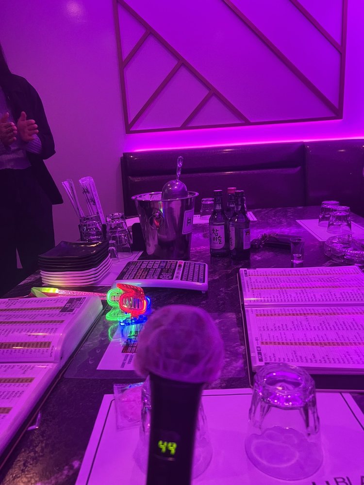 BLAH BLAH KARAOKE 48 Photos 300 S Hobart Blvd, Los Angeles, CA Yelp