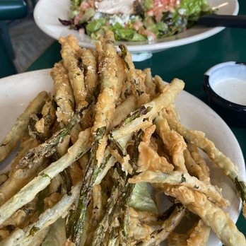 The Peppery - Raspberry Chicken Salad and Deep Fried Asparagus - Bars Near Me - Sonora, California The Peppery - Raspberry Chicken Salad and Deep Fried Asparagus - Bars Near Me - Sonora, California