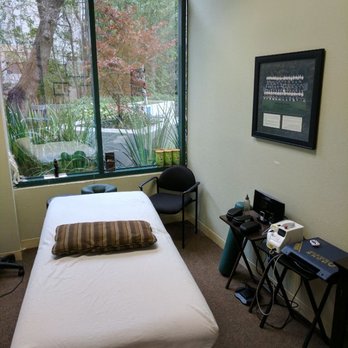 Sports Performance Acupuncture - Acupuncture, soft tissue, cupping, and class IV deep tissue therapy laser treatment room. - Acupuncture Near Me - Walnut Creek, California Sports Performance Acupuncture - Acupuncture, soft tissue, cupping, and class IV deep tissue therapy laser treatment room. - Acupuncture Near Me - Walnut Creek, California