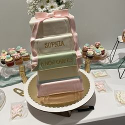 Amy's Market - White cakes