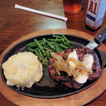 Calvert's in the Heights - The steak was superb. - Pubs Near Me - Pensacola, Florida Calvert's in the Heights - The steak was superb. - Pubs Near Me - Pensacola, Florida