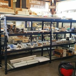 Habitat for Humanity Freeland Store
