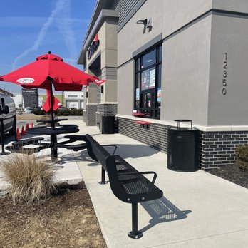 Bruster's Real Ice Cream - Seating area - Ice Cream & Frozen Yogurt Near Me - Fishers, Indiana Bruster's Real Ice Cream - Seating area - Ice Cream & Frozen Yogurt Near Me - Fishers, Indiana