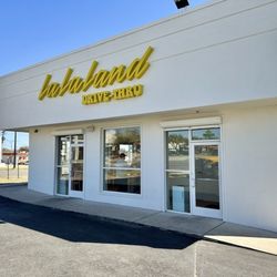 La La Land - Busy drive-thru