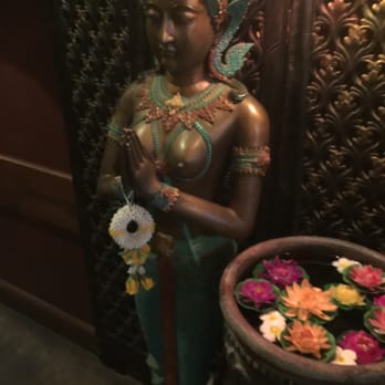 Nicky's Thai Kitchen - Statue - Thai Near Me - Pittsburgh, Pennsylvania