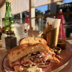 Nigel's Waterfront Restaurant - Bay shore fried chicken sandwich