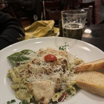 Spotted Dog - Pesto pasta - American Near Me - Springdale, Utah Spotted Dog - Pesto pasta - American Near Me - Springdale, Utah