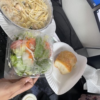 Cafe Amore - Chicken Fettuccine Alfredo - Cafes Near Me - Richardson, Texas Cafe Amore - Chicken Fettuccine Alfredo - Cafes Near Me - Richardson, Texas