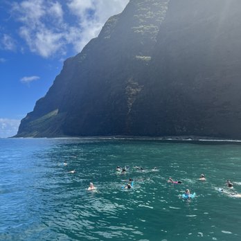 Holoholo Charters - Snorkel spot - Boating Near Me - Eleele, Hawaii
