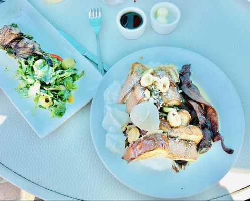 Marisol at The Cliffs by null