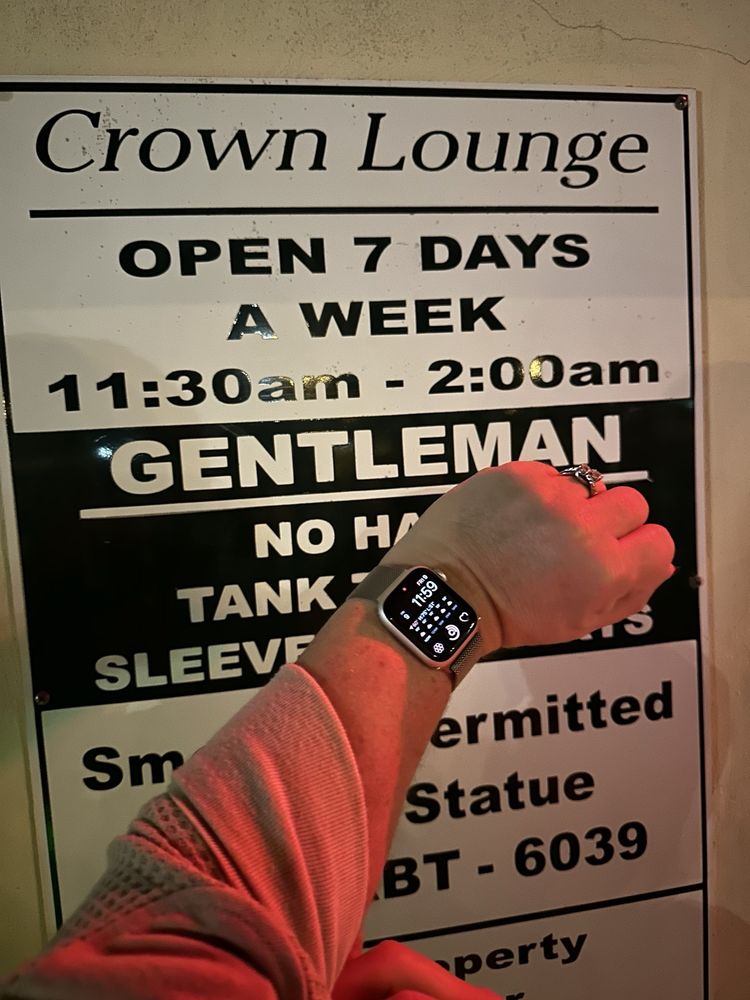 Crown Restaurant & Lounge Image