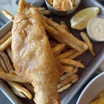 The Grist - Fish and chips - Breweries Near Me - Niagara-on-the-Lake, Ontario The Grist - Fish and chips - Breweries Near Me - Niagara-on-the-Lake, Ontario