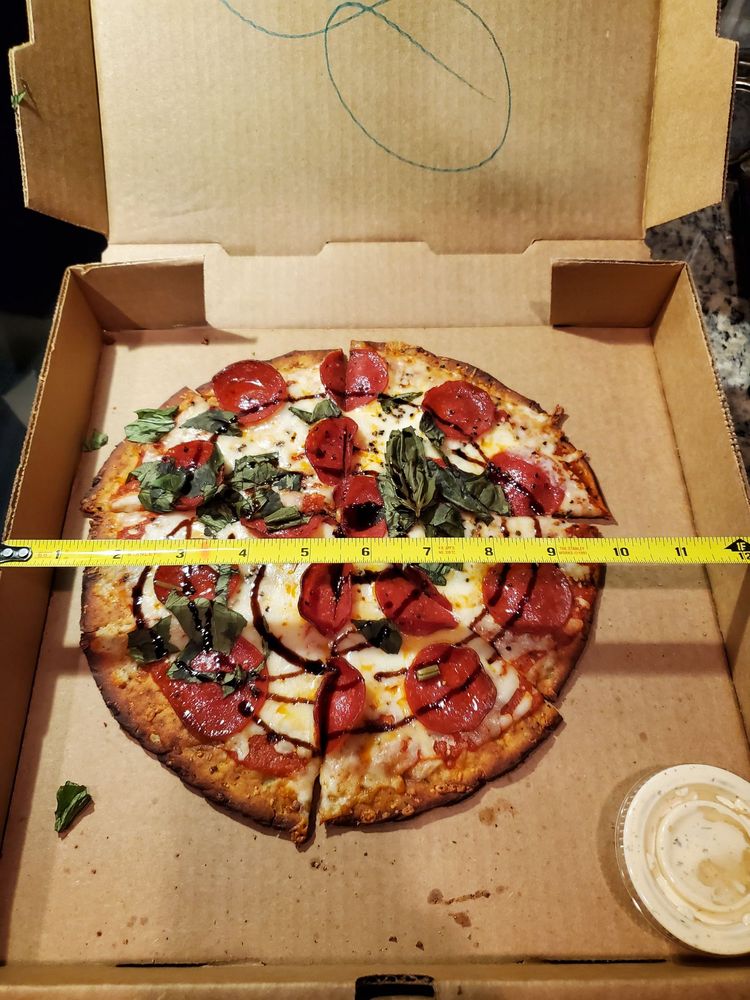 Zalat Pizza Logo