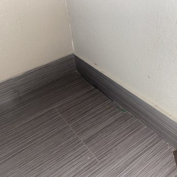 Baymont by Wyndham Jackson - Dirty trash floors - Hotels Near Me - Jackson, Tennessee