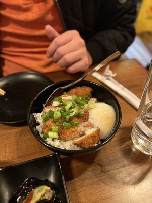 NINNIKU RAMEN IZAKAYA by null